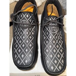 REYWELT Men's Wallaby Shoes, SZ: 10.5,Leather‎ Uppers/Embossed Inset, Black